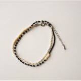 モノトーンカラーのビーズネックレス ･ナビイメージ-1